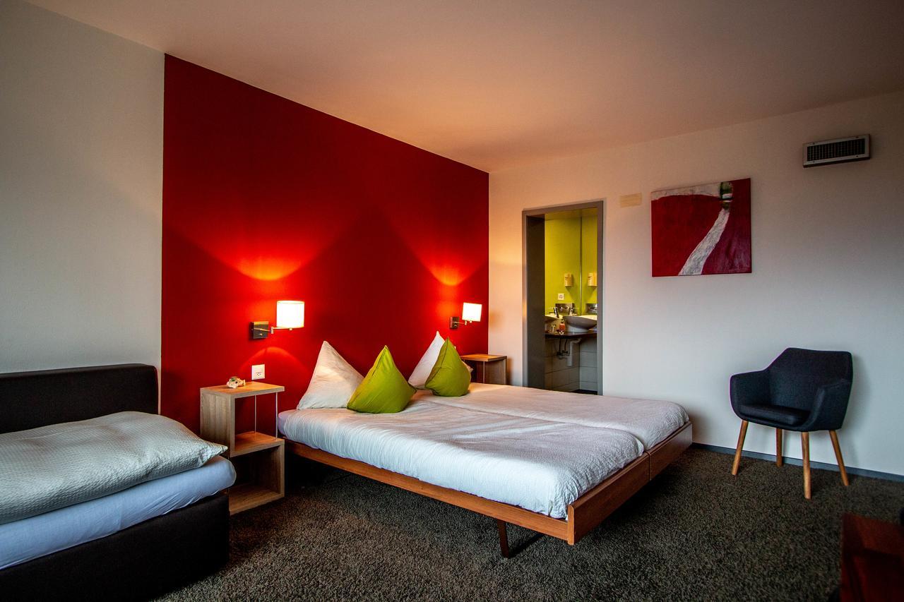 תון Hotel Am Schloss מראה חיצוני תמונה